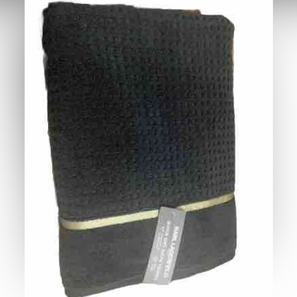 COPY - COPY - 🆕💙Karl Lagerfeld 100% Cotton Bath Towel